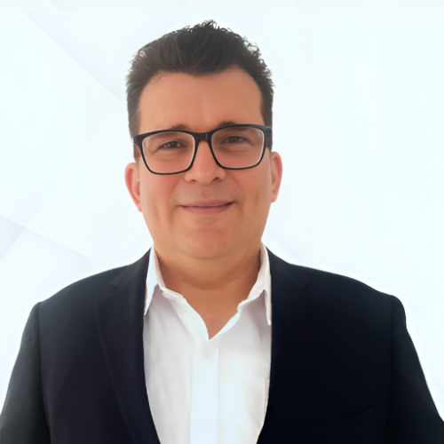 Luis Vergara medio cuerpo3